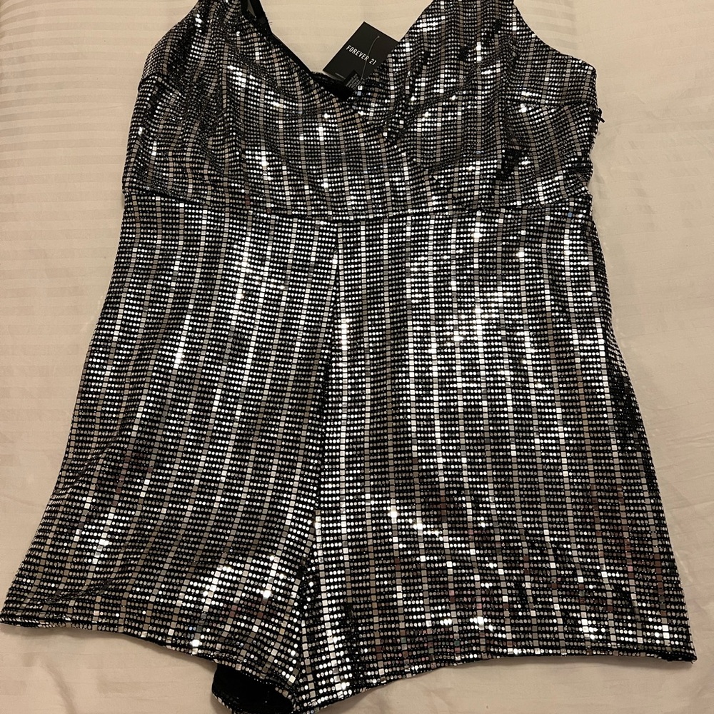 Forever 21 plus size evening collection romper size 2X New with tags